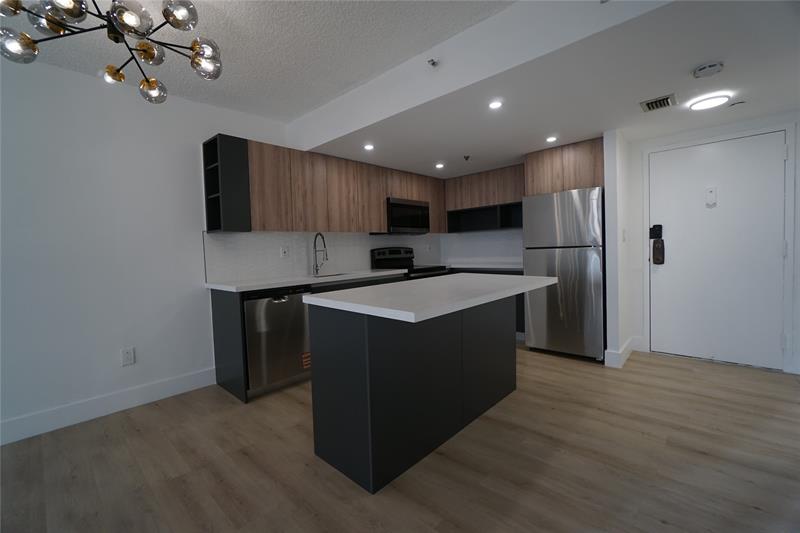 Image 12 of 40 For 1470 123rd St  1104