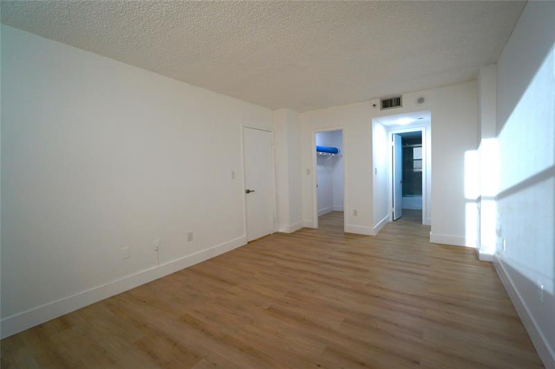 Image 19 of 40 For 1470 123rd St  1104