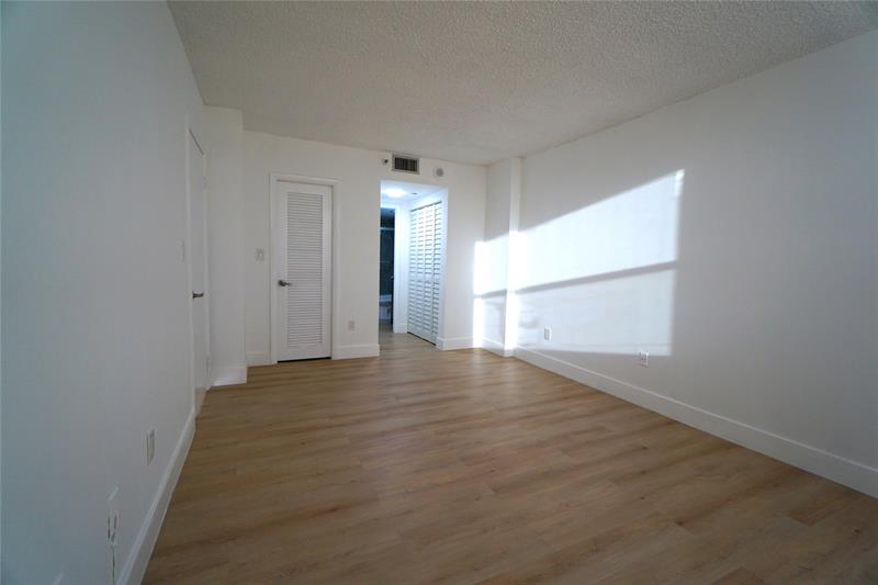 Image 20 of 40 For 1470 123rd St  1104