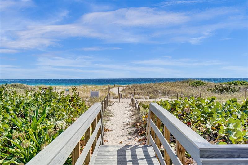 Image 15 of 38 For 812 Ocean Blvd  #205