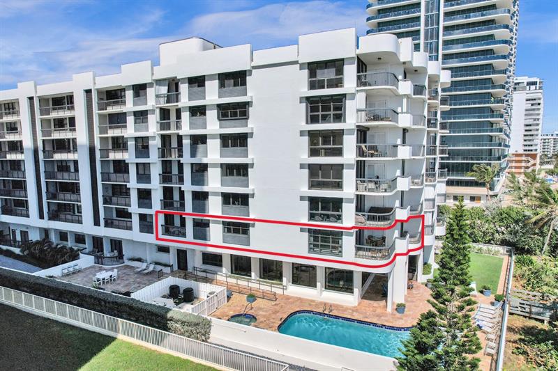 Image 7 of 38 For 812 Ocean Blvd  #205
