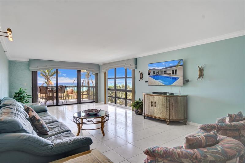 Image 8 of 38 For 812 Ocean Blvd  #205