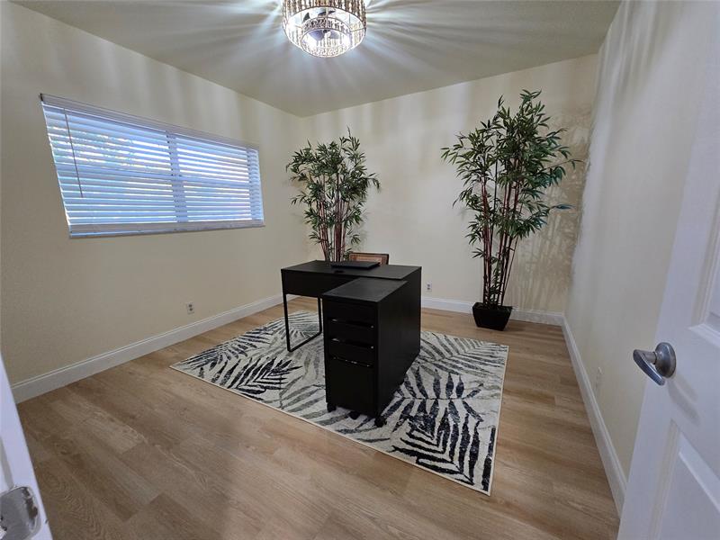 Image 14 of 18 For 7610 1st St  203