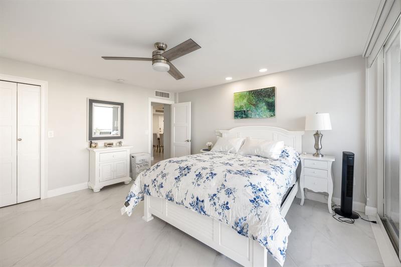 Image 19 of 35 For 3546 Ocean Blvd  5-527