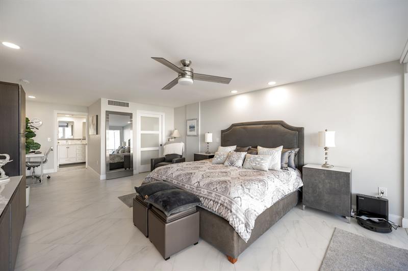 Image 24 of 35 For 3546 Ocean Blvd  5-527