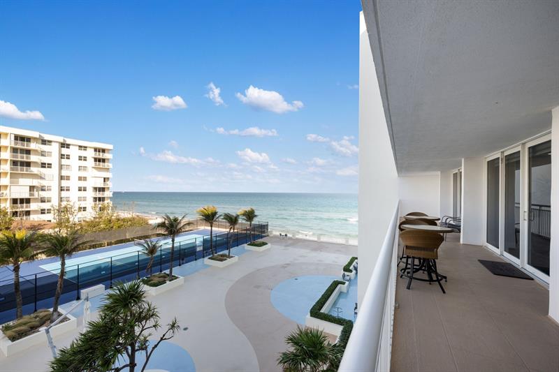 Image 28 of 35 For 3546 Ocean Blvd  5-527