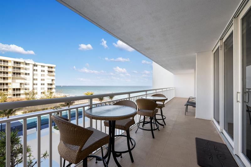 Image 29 of 35 For 3546 Ocean Blvd  5-527