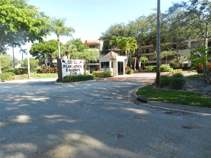 Details for 10401 Broward Blvd  102, Plantation, FL 33324
