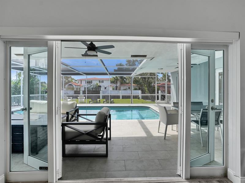 Image 11 of 52 For 2830 60th St