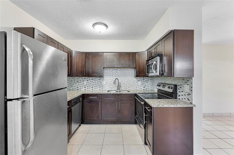 Details for 2500 18th Ter  2, Fort Lauderdale, FL 33315