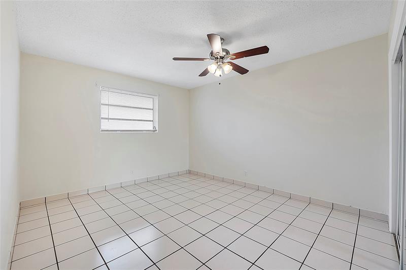 Image 8 of 9 For 2500 18th Ter  2