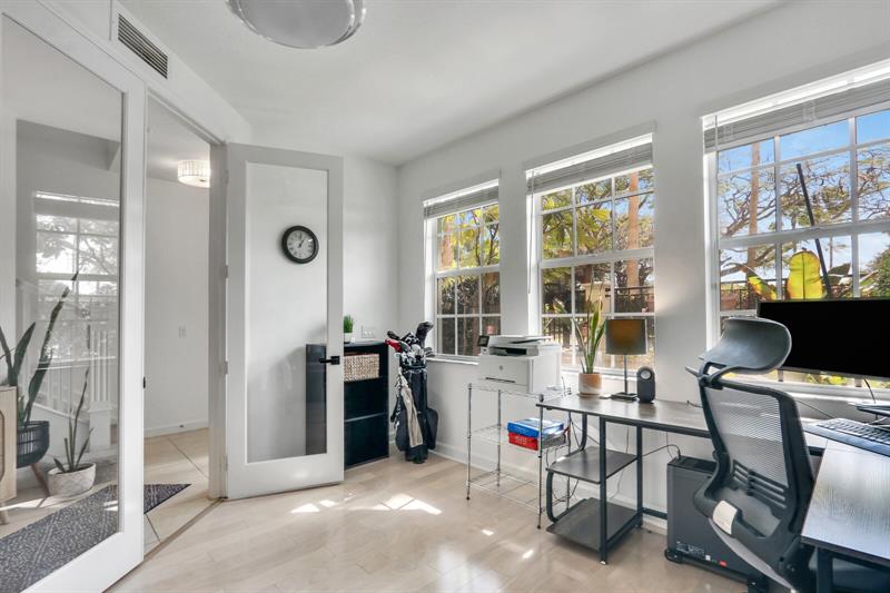 Image 15 of 44 For 2506 Gardens Pkwy