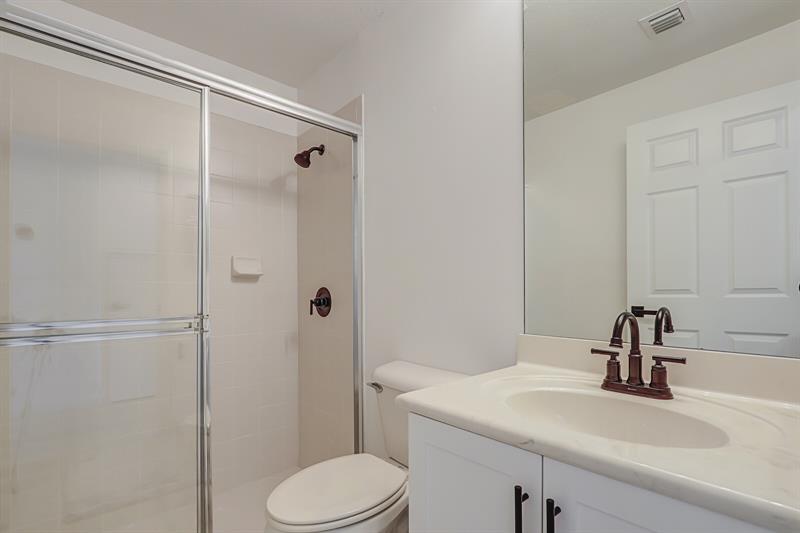 Image 16 of 44 For 2506 Gardens Pkwy