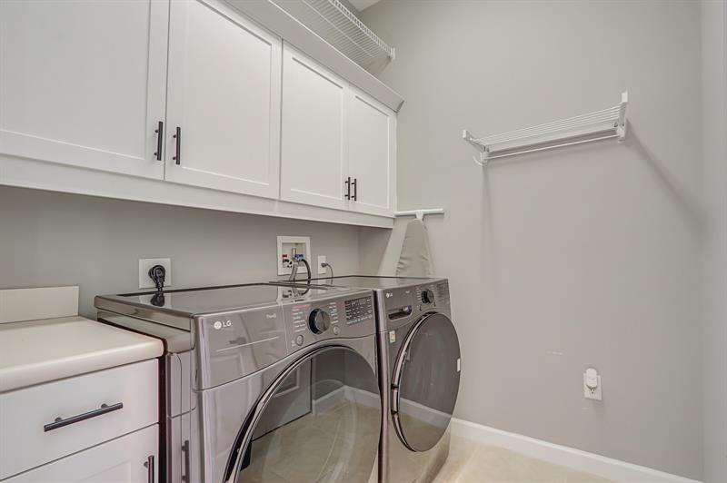 Image 39 of 44 For 2506 Gardens Pkwy