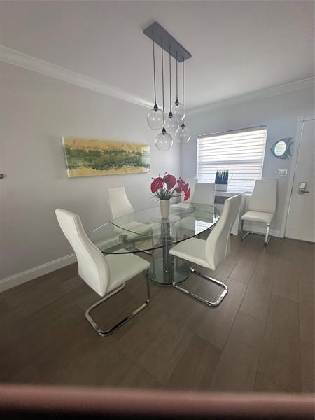 Image 11 of 26 For 3209 Ocean Drive  2l