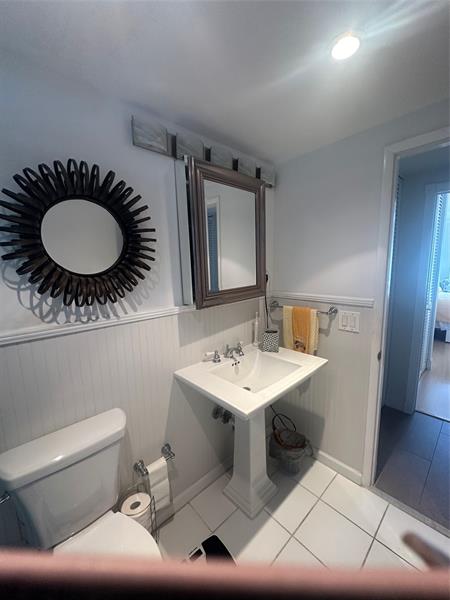 Image 8 of 26 For 3209 Ocean Drive  2l