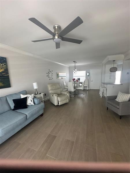 Image 9 of 26 For 3209 Ocean Drive  2l