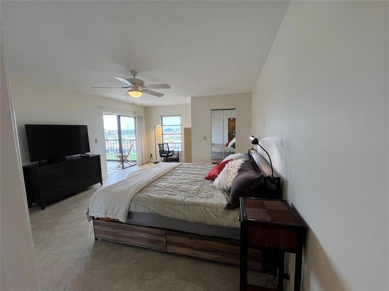 Image 11 of 25 For 7260 Kinghurst Dr  606