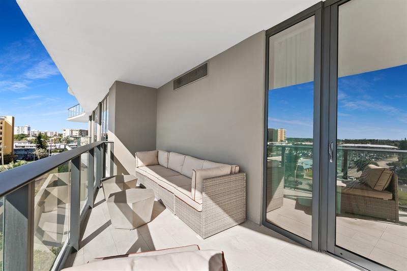 Image 12 of 44 For 730 Ocean Blvd  505