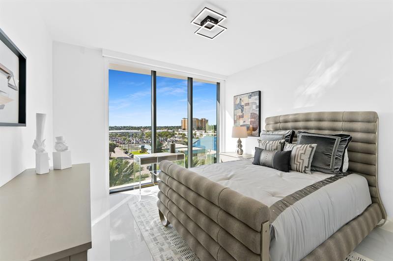 Image 25 of 44 For 730 Ocean Blvd  505