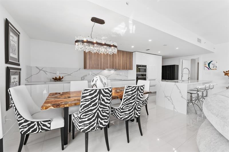 Image 8 of 44 For 730 Ocean Blvd  505