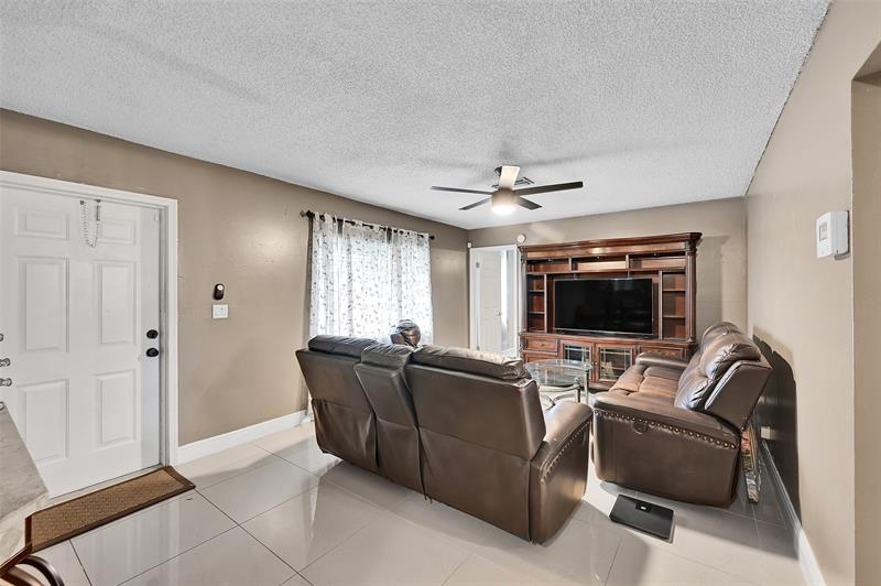 Image 10 of 22 For 7817 6th Ct  
