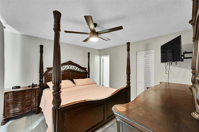 Image 15 of 22 For 7817 6th Ct  