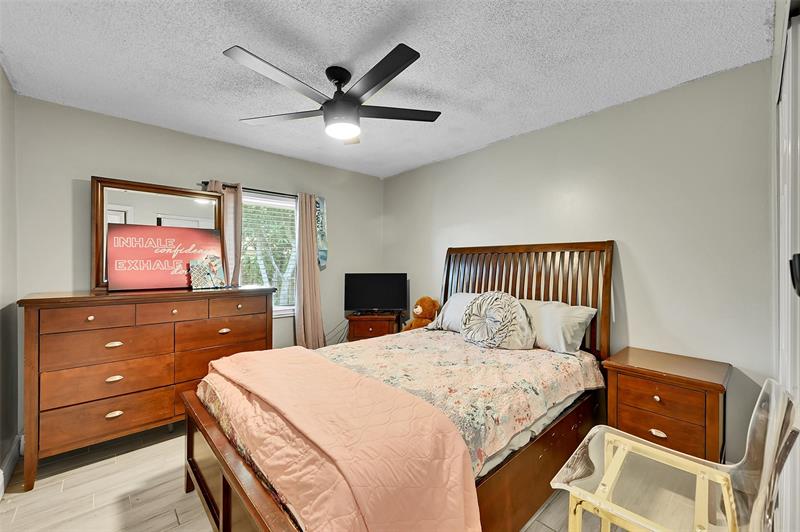 Image 18 of 22 For 7817 6th Ct  
