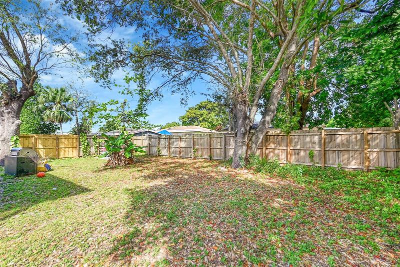 Image 20 of 22 For 7817 6th Ct  