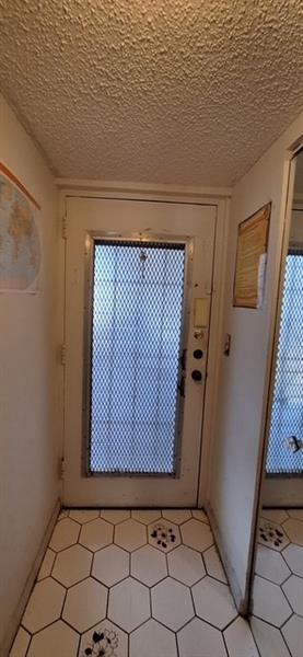 Image 8 of 21 For 2860 Somerset Dr  202