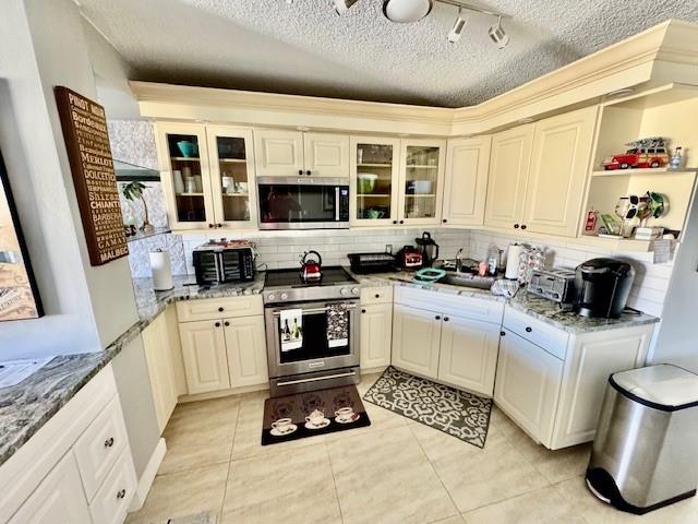 Image 10 of 21 For 801 Ocean Dr  303