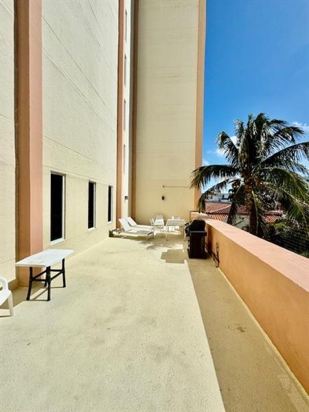 Image 19 of 21 For 801 Ocean Dr  303