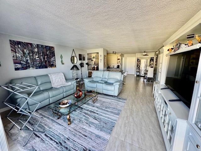 Image 5 of 21 For 801 Ocean Dr  303