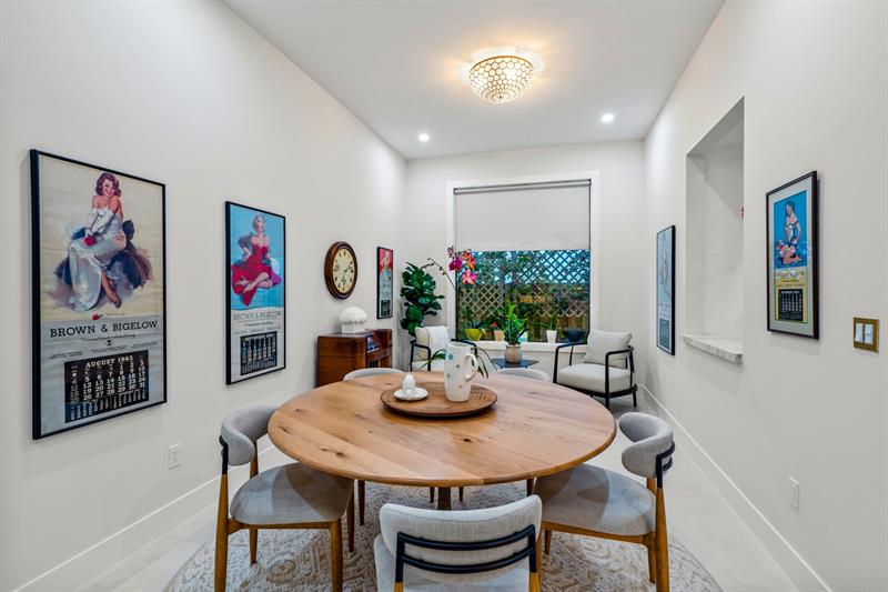 Image 14 of 42 For 612 17th Way