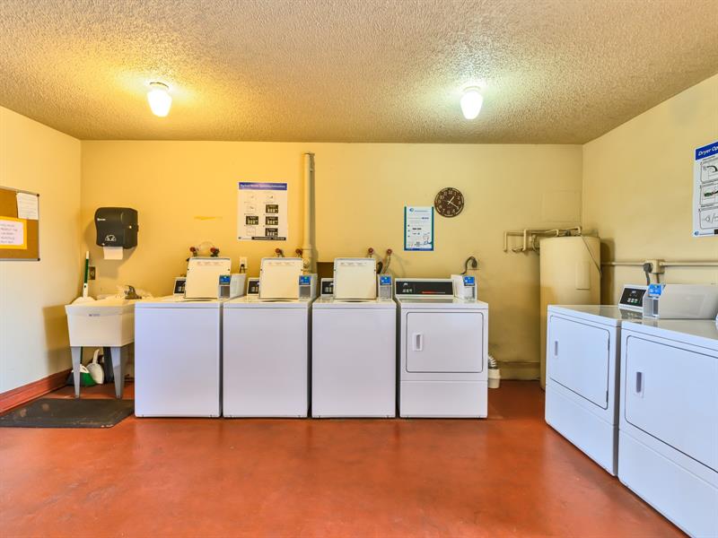 Image 34 of 52 For 5300 Washington St  O222