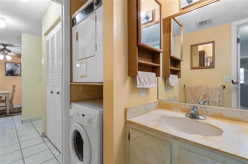 Image 21 of 30 For 3909 Ocean Blvd  216