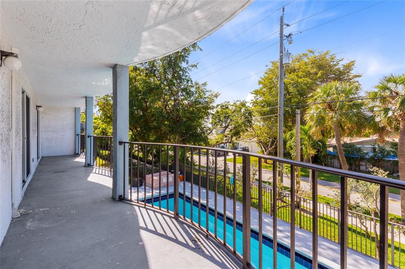 Image 6 of 30 For 3909 Ocean Blvd  216