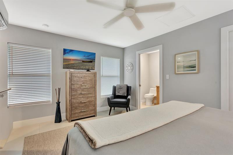 Image 16 of 28 For 397 Sundial Cir  397