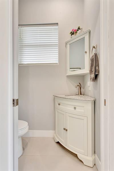 Image 21 of 28 For 397 Sundial Cir  397