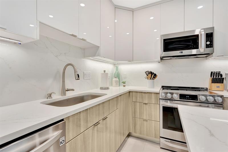 Image 8 of 28 For 397 Sundial Cir  397