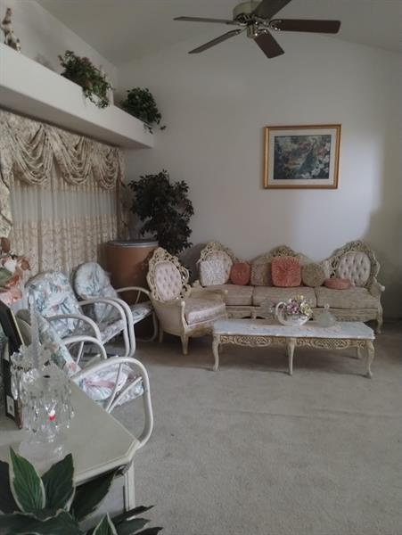 Image 6 of 28 For 584 Laurel Oak Crt. Ne