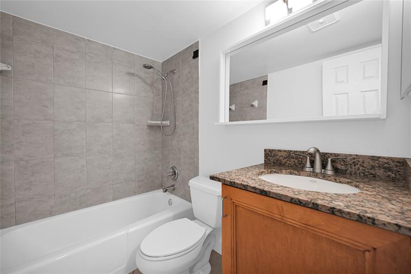 Image 23 of 38 For 1460 18th St  103