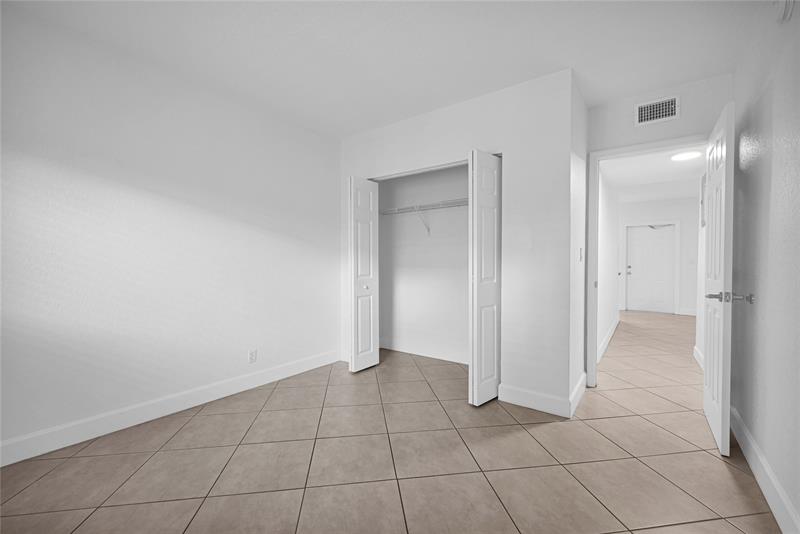 Image 25 of 38 For 1460 18th St  103