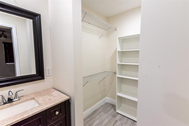 Image 6 of 12 For 1247 46th Ave  1313