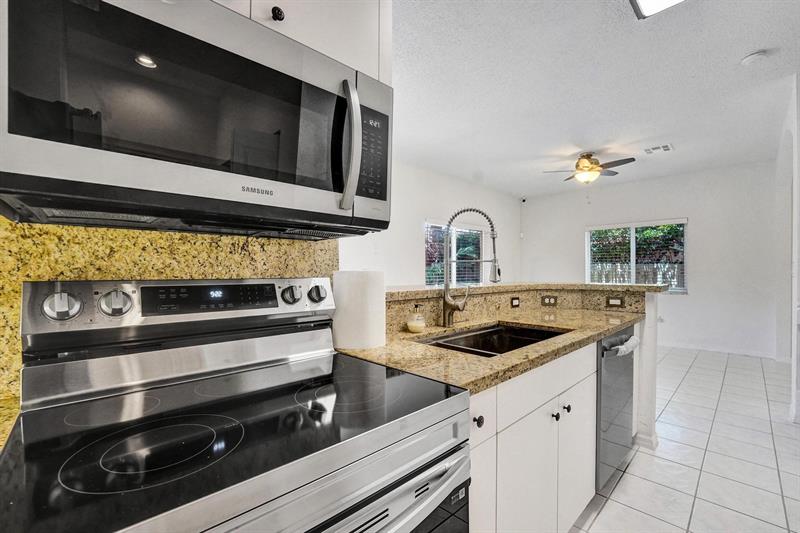 Image 25 of 57 For 10320 18th St  10320