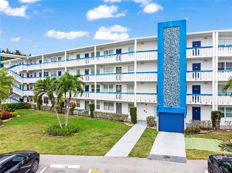 Image 28 of 28 For 2106 Newport U  2106