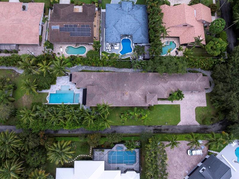 Image 85 of 97 For 862 Bailey St