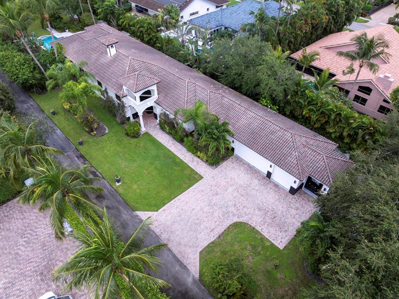 Image 92 of 97 For 862 Bailey St