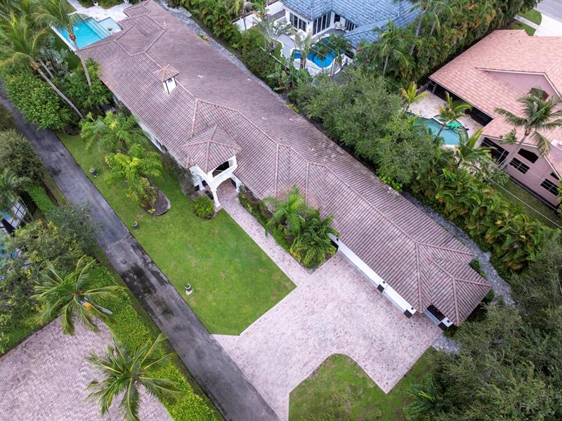 Image 93 of 97 For 862 Bailey St