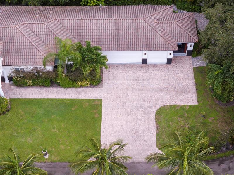 Image 95 of 97 For 862 Bailey St